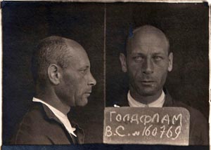 Viktor Goldflam z Brna po zatčení NKVD ve Lvově v červnu 1940. Později byl odsouzen ke třem letům v táborech Gulagu. Trest si odpykával ve Volgolagu, kde se potkal i se svým bratrem Rudolfem