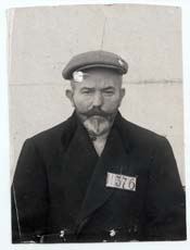 Jan Adamec se jako jeden z mála dostal po propuštění ze Soloveckých ostrovů zpět do Československa, a to již v roce 1935