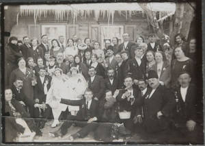 O deset let později, na podzim 1937, byl V. Kopecký zatčen, obviněn z protisovětské činnosti a odsouzen k 10 letům v nápravně pracovních táborech. Věznění nepřežil.